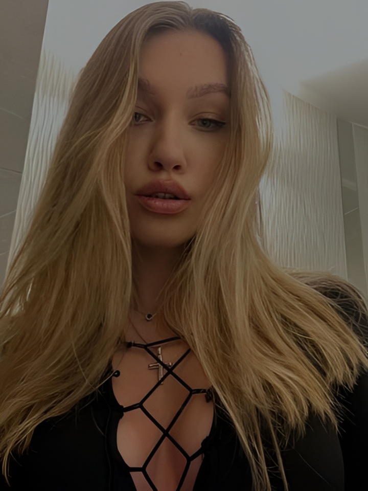 Магдалина привлекательная девушка из Заречного цена от 4000 руб