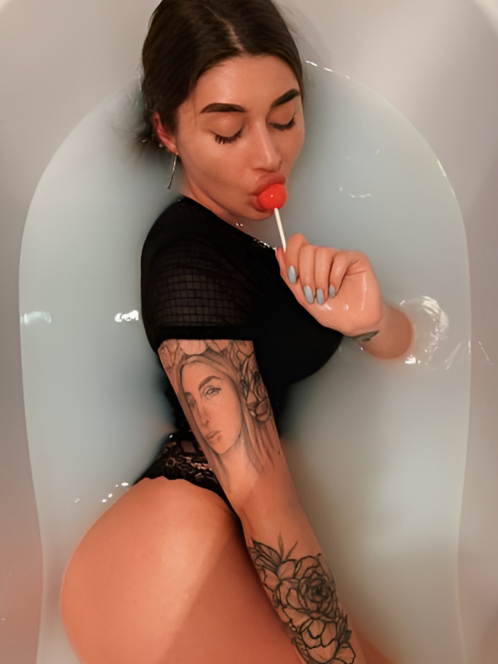 Наталья привлекальеная девушка из Заречного цена от 10000 руб