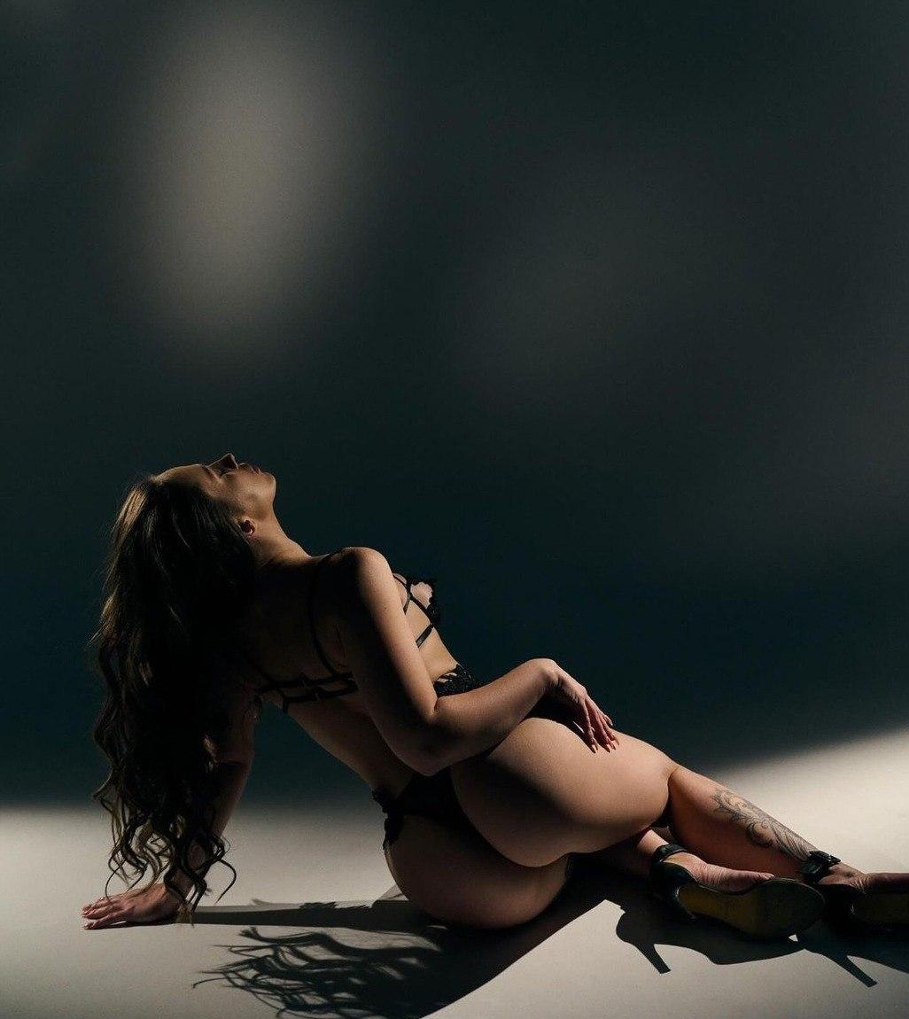 Алекса привлекальеная девушка из Заречного цена от 6000 руб