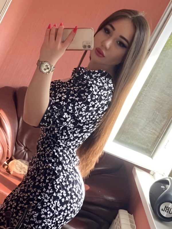 Екатерина привлекательная девушка из Заречного цена от 10000 руб